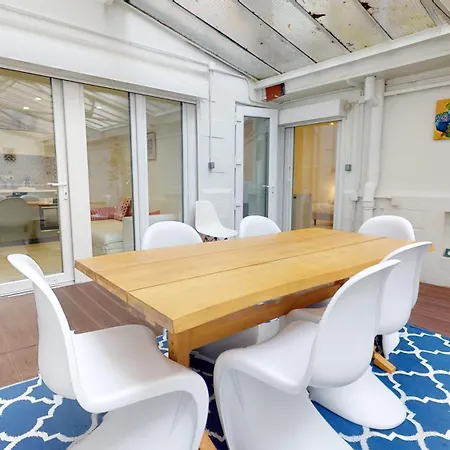 Апартаменты Modernes Avec Veranda *